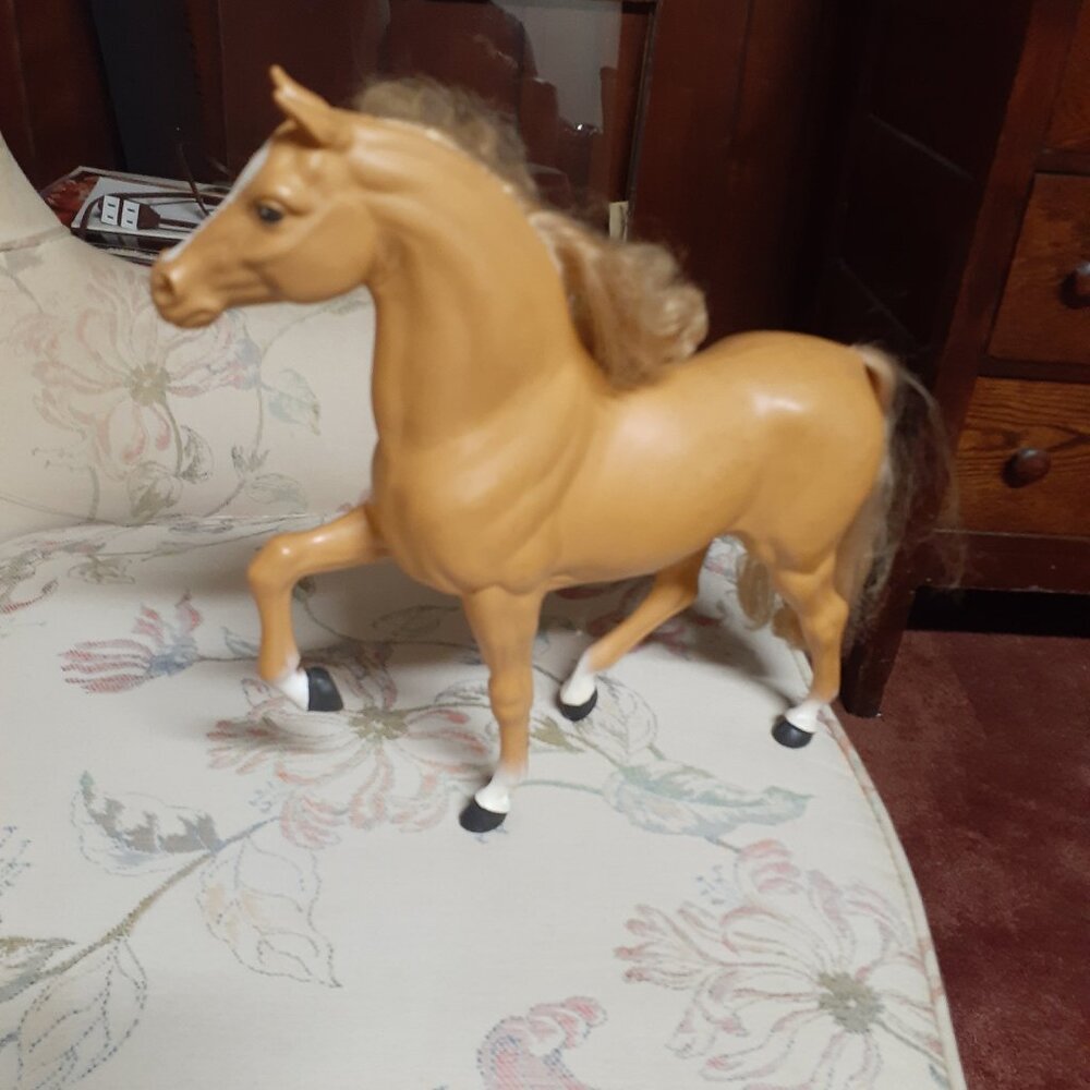Barbie's horse Dallas